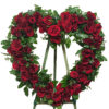 corona cuore di rose rosse per funerale